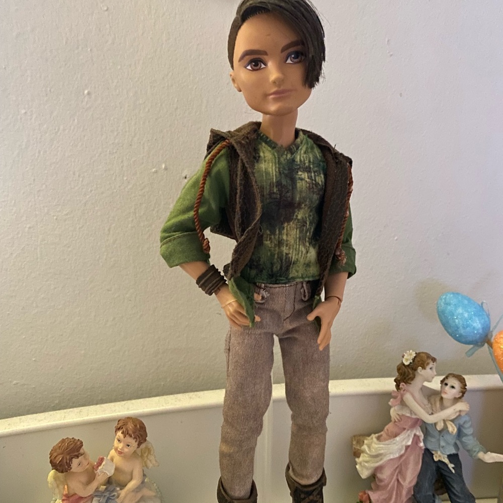 Ever after high Hunter Huntsman doll